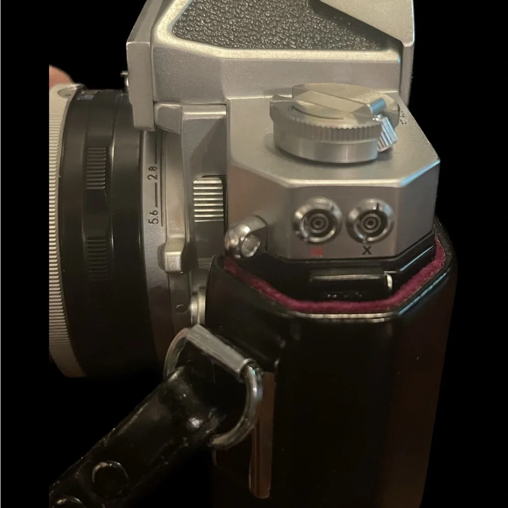 Full Set of Vintage antique Nikon Nikkormat SLR 35 MM Camera and leather bag - Picture 4 of 15